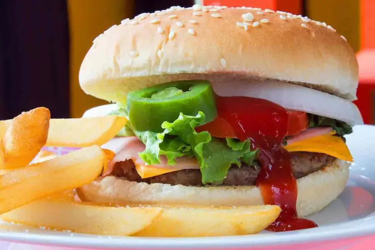 Read more about the article Descubra como fazer um saboroso hambúrguer caseiro para seu lanche